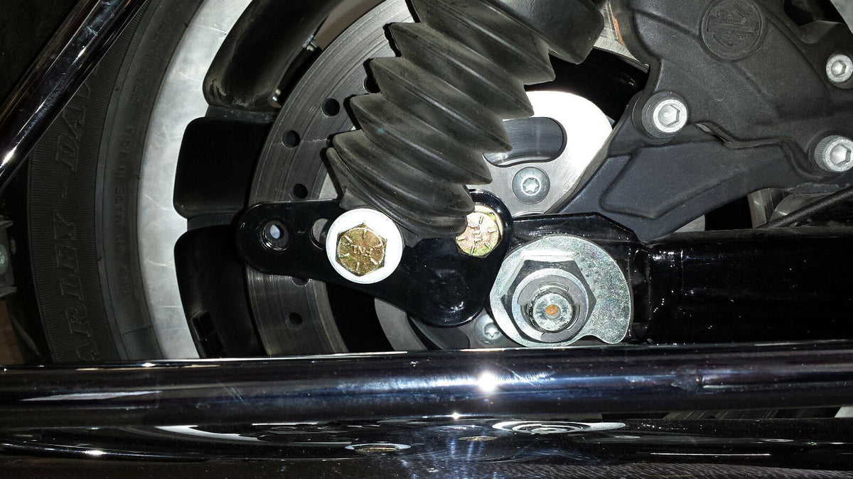 thumbnail interactive-video image 1 of Advanblack 2 Inch Lowering Links Kit For Harley Street/Road King/Electra Glide 2009+ 1 of 2